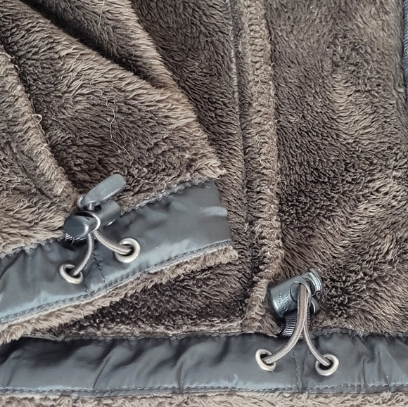 The North Face Women's Chocolate Brown High-Piled Fleece Zip Jacket - Size S - Picture 10 of 15